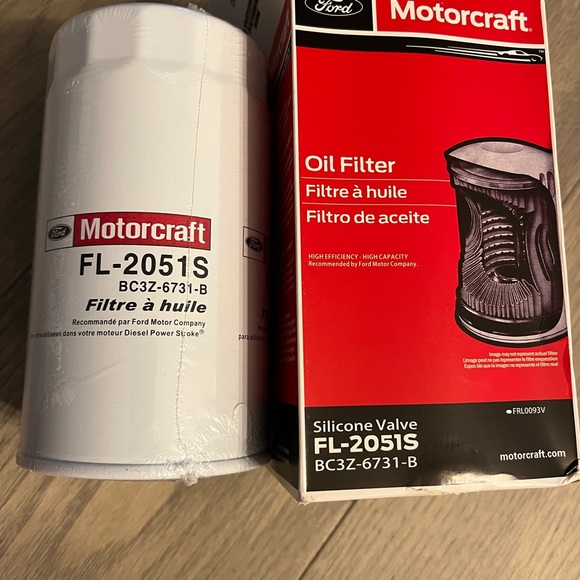 Motorcraft - Oil Filter (FL2051S) - Picture 3 of 7